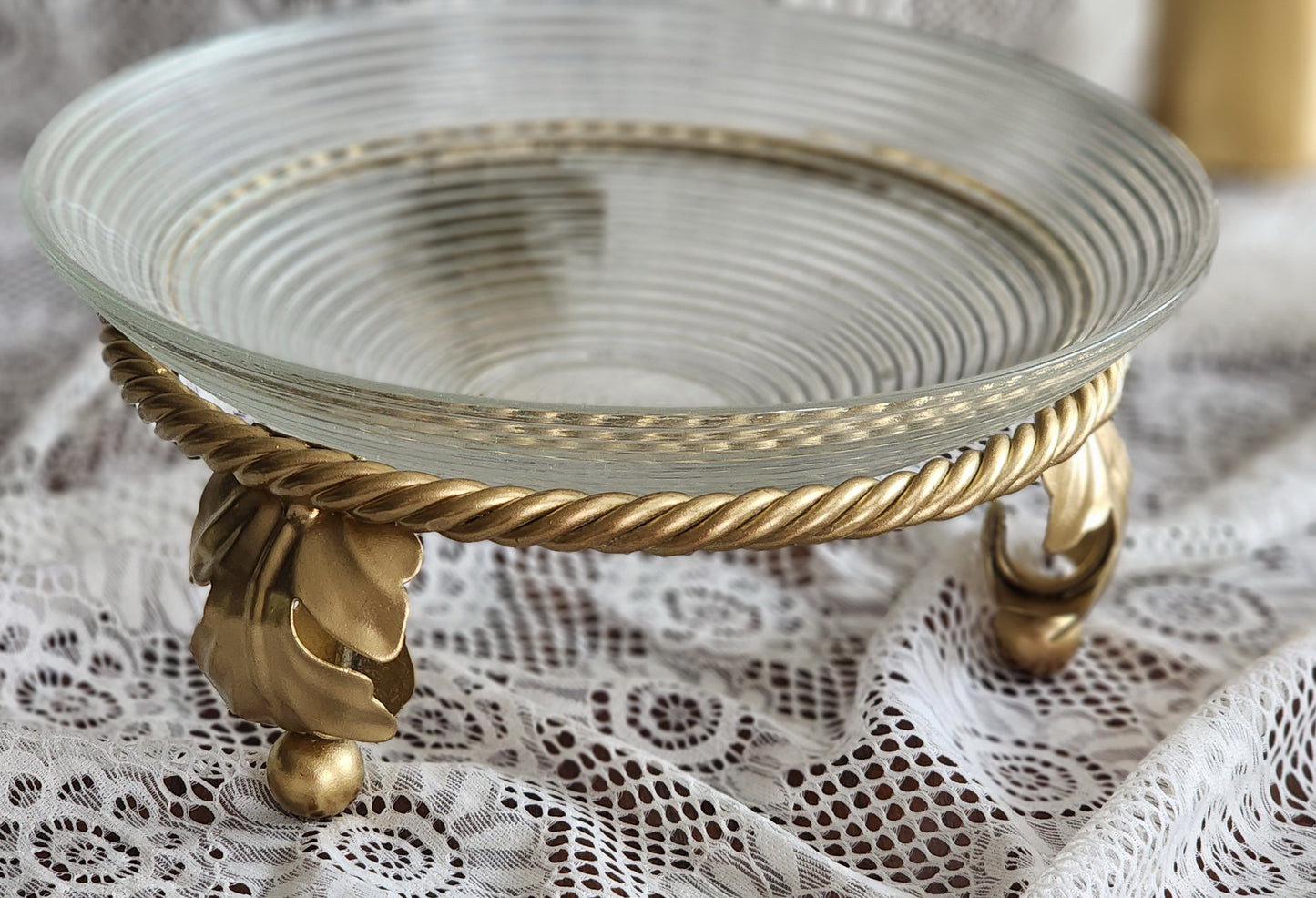 Modern Golden Serving (1 Piece)