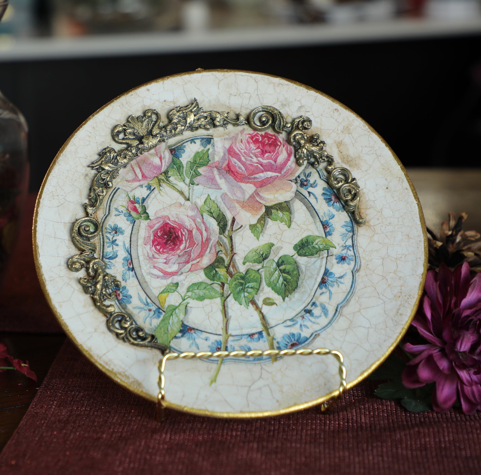 Vintage Floral Plate 4 Decorative Plate - Laila Beauty Care Decorative Plate