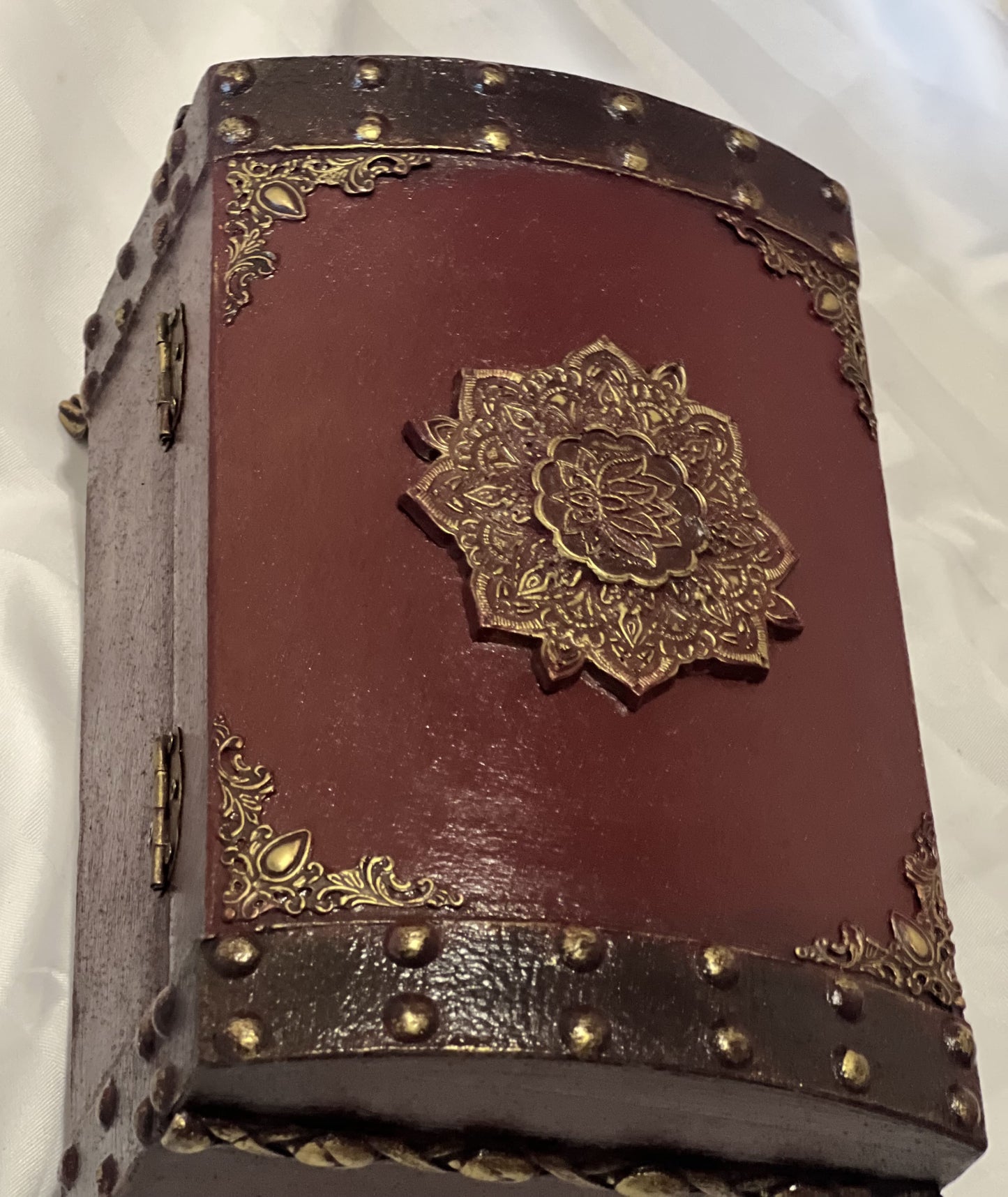 Burgandy Treasure (Small) Box