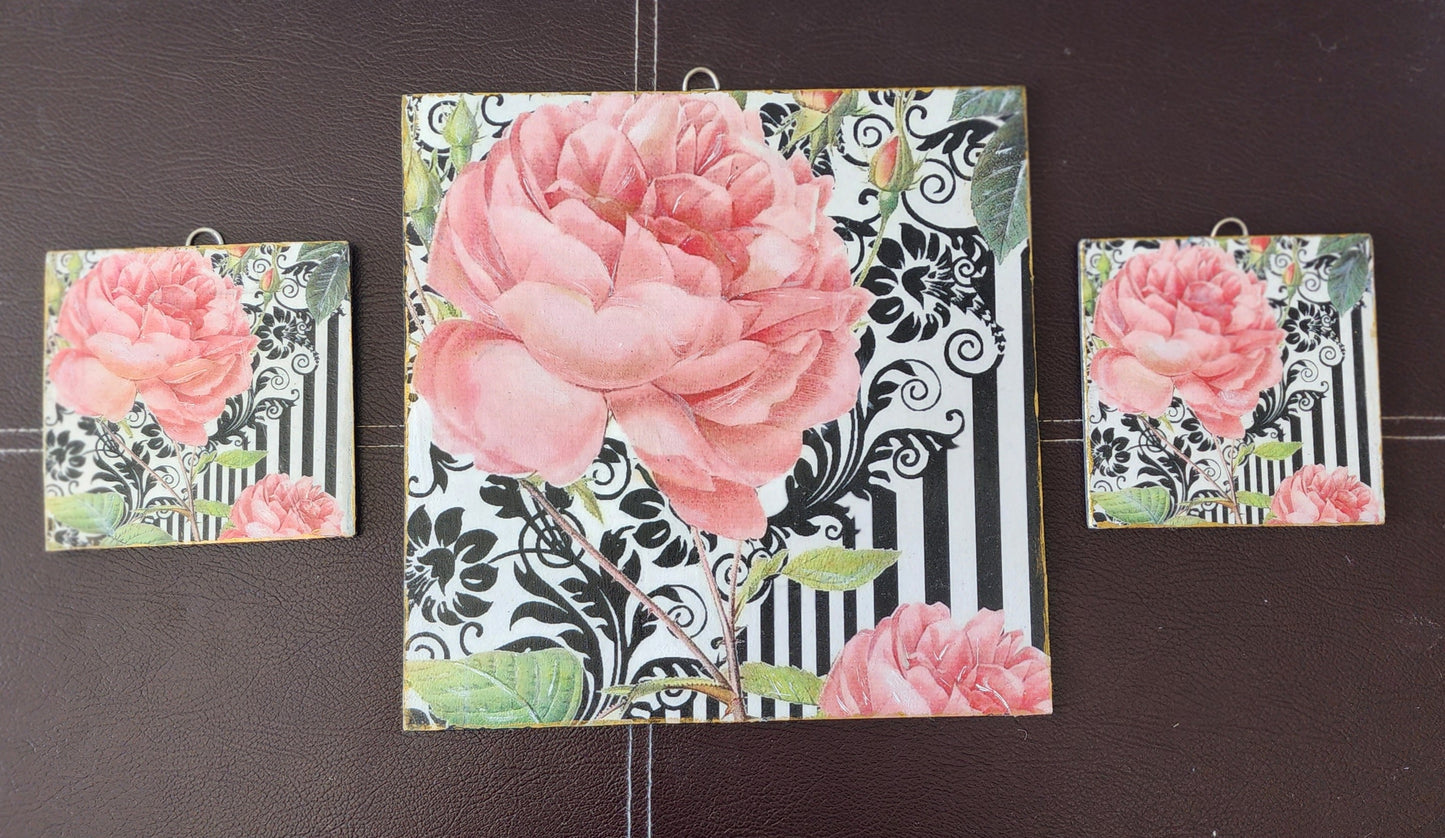 Square Floral Wall Art Set